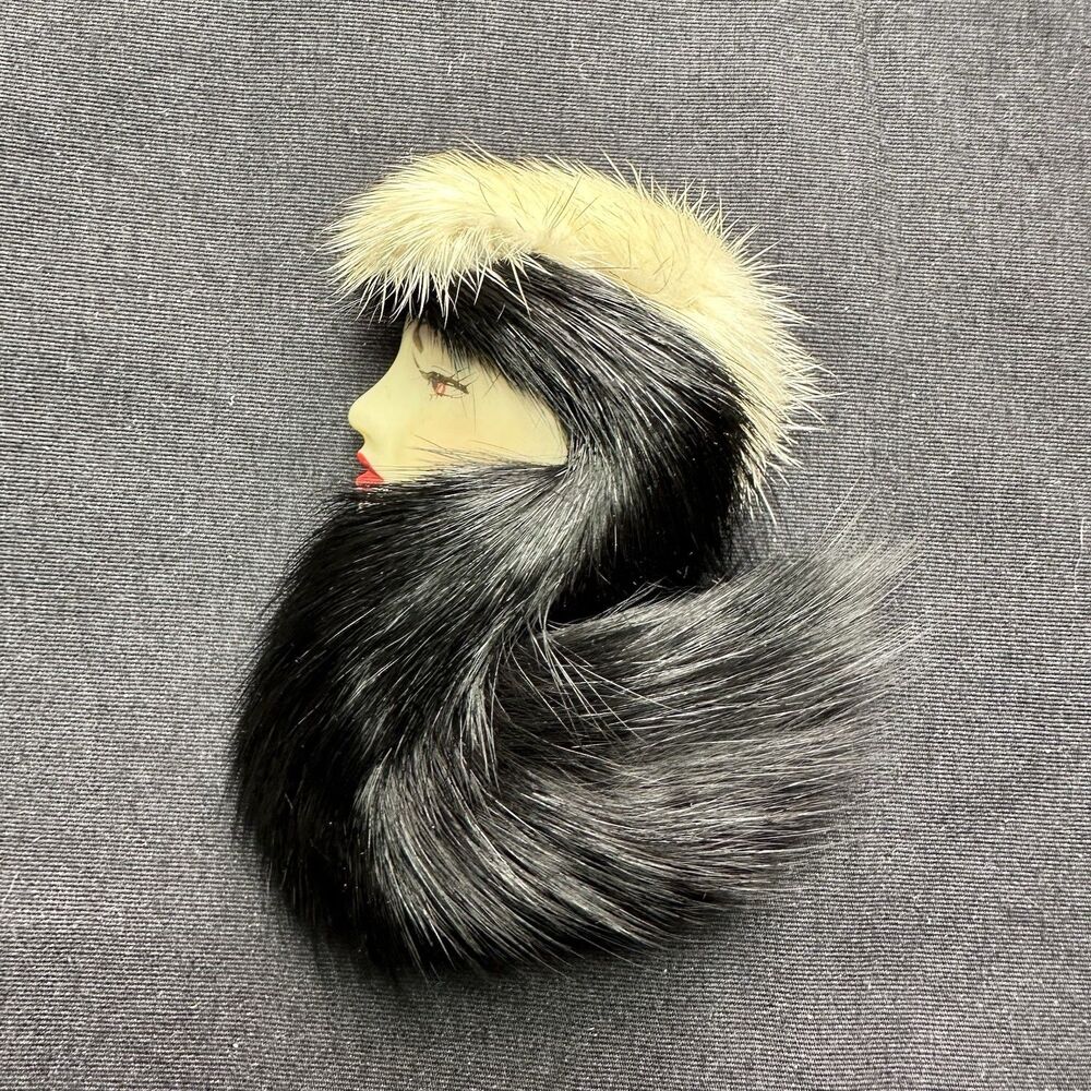 Vintage 1970’s Lady’s Profile Brooch With Real Mink Fur. Retro. USA.